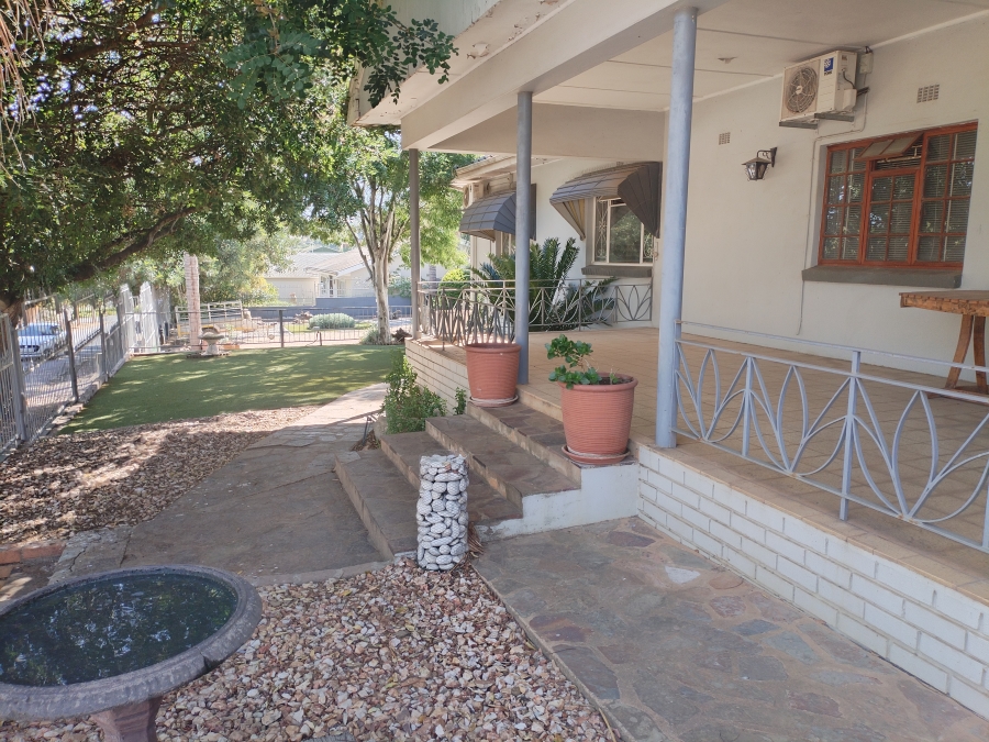 4 Bedroom Property for Sale in Amandelrug Western Cape